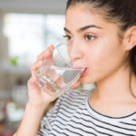অতিরিক্ত জলপান স্বাস্থ্যের পক্ষে খারাপ, যেনে নিন আপনার শরীরে সঠিক জলের পরিমাণ