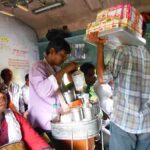 স্টাফ স্পেশাল ট্রেনে হকারি বন্ধ হচ্ছে না এখনি, জানিয়ে দিল রেল