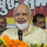 মহাত্মা গান্ধীর সঙ্গে রাখি সাওয়ান্তের তুলনা করে বিতর্ক উত্তরপ্রদেশের স্পিকার