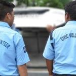 মাস্ক না পরলেই পথ আটকে টাকা আদায়, খাস কলকাতায় গ্রেফতার ‘নকল’ পুলিশ