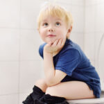 আপনার সন্তান কোষ্ঠকাঠিন্যে ভুগছে? খাদ্যতালিকায় রাখুন এই ৭টি খাবার!