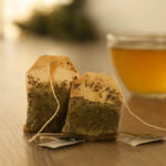 চা বানানর পর টি ব্যাগ ফেলে না দিয়ে কাজে লাগান নানান ভাবে