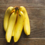 কলা খেলে কি ওজন বাড়ে, জেনে নিন এ বিষয়ে বিশেষজ্ঞরা কি বলছেন