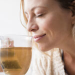 চা পান করলে কালো হয়ে যাবে… এমন ঘটনা কি সত্যিই হয়? বিজ্ঞান কি বলছে