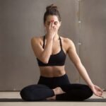 ৭ টি যোগাসন অ্যাসিডিটি উপশম এবং স্বাস্থ্যকর হজমের জন্য প্রয়োজন