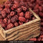 দিনে কয়টি খেজুর খেতে হবে? জেনে নিন বেশি করে খেজুর খাওয়ার অপকারিতা