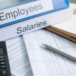 কোম্পানি যদি আপনাকে ছাঁটাই করে তাহলে আপনি কত টাকা বেতন পাবেন, গ্র্যাচুইটি বাবদ বা কত টাকা পাবেন? নিয়ম জানুন