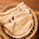 কোষ্ঠকাঠিন্য থেকে দ্রুত মুক্তি পেতে চাইলে রুটি বানানোর সময় এই একটি কাজ করুন