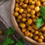 ভাজা না সেদ্ধ ছোলা, কোনটি স্বাস্থ্যের জন্য বেশি পুষ্টিকর? জানুন বিশেষজ্ঞদের মতামত