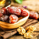 প্রতিদিন খেজুর খাওয়ার ৭ টি উপকারিতা জেনে নিন বিশেষজ্ঞের কাছে