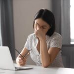 কম্পিউটার মোবাইল দেখতে দেখতে চোখ ক্লান্ত, জেনে নিন এর সহজ সমাধান