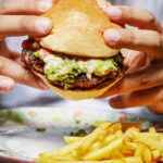 Gut bacteria: উচ্চ চর্বিযুক্ত খাবার কিভাবে আপনার অন্ত্রের ব্যাকটেরিয়ার ক্ষতি করে