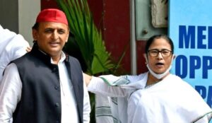 মমতা বন্দ্যোপাধ্যায়ের সঙ্গে একই মঞ্চে দেখা যাবে অখিলেশ যাদবকে, জানালেন তৃনমূল নেতা কুণাল ঘোষ