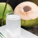 বর্ষাকালে নারকেলের জল পান করা উচিত? জেনে নিন এর উপকারিতা ও অপকারিতা