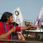 রাত পেরিয়ে সকাল, শ্যামবাজারে মেট্রোর সামনে এখনও ধর্নায় মীনাক্ষী মুখোপাধ্যায় সহ বামের নেতারা