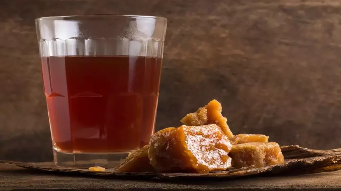 Jaggery water is no less than a blessing for health, drinking it gives these amazing benefits
