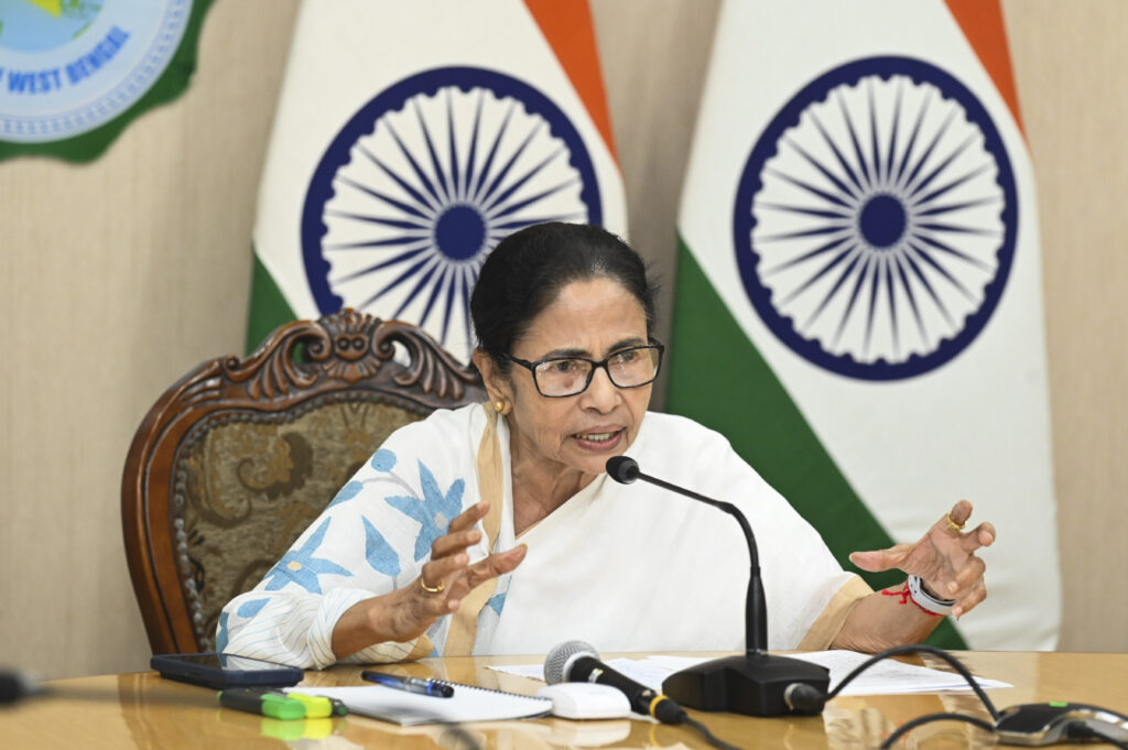 ‘পহেলগাঁওয়ের সন্ত্রাসীরা কোথায়? ’, মমতার প্রশ্ন মোদীকে!