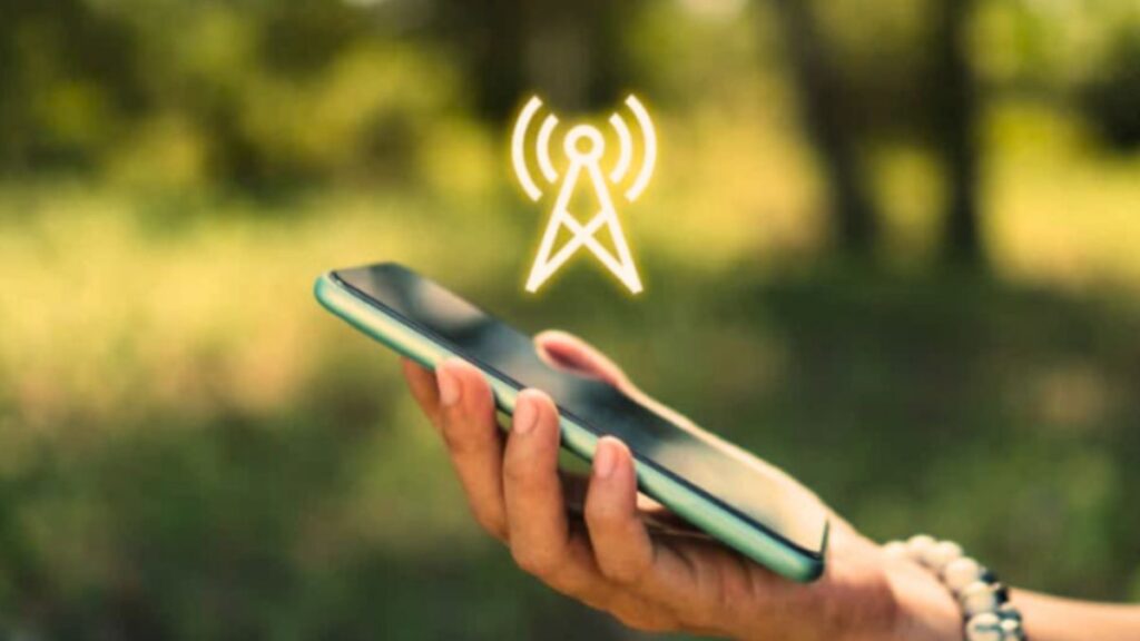 আপনার মোবাইলের নেটওয়ার্ক খারাপ থাকার কারণে কি আপনার ফোন সংযোগ বারবার বিচ্ছিন্ন হয়ে যায়? এই ৫টি পদ্ধতি আপনাকে এই সমস্যা থেকে মুক্তি দিতে সাহায্য করবে