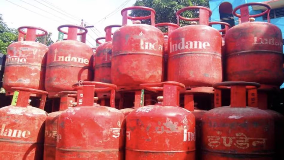Did you know that your gas cylinder also has insurance, know how to avail its benefits?
