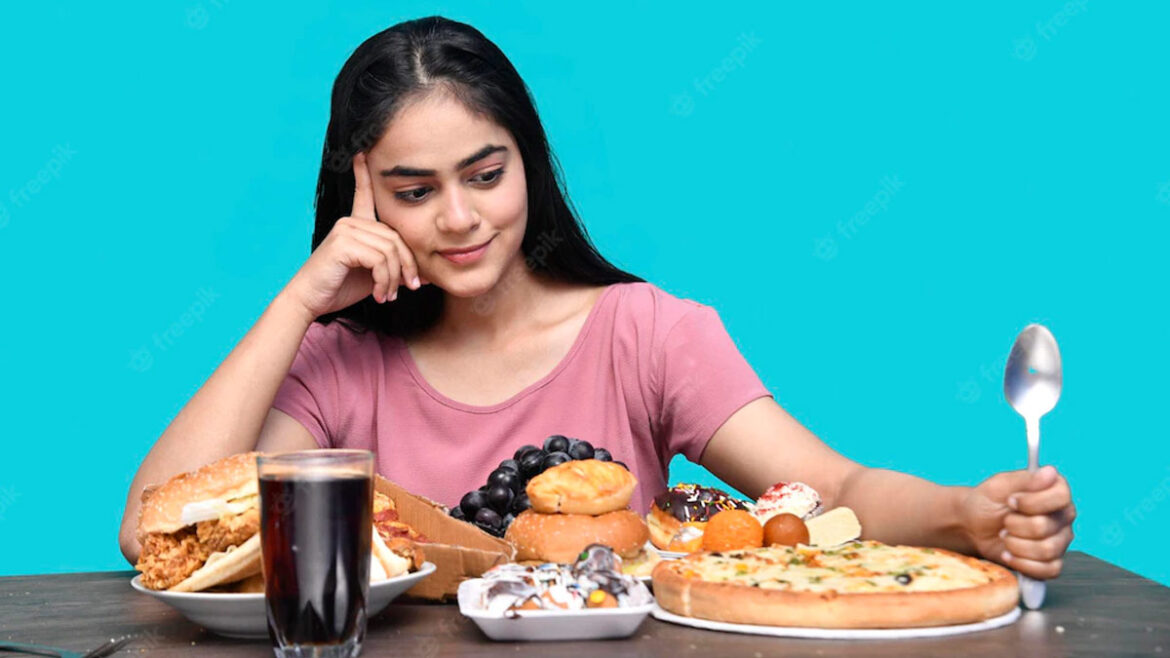 Avoid these 8 harmful habits on an empty stomach