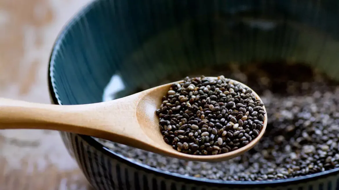 Know in detail what happens to the body when you eat chia seeds continuously.