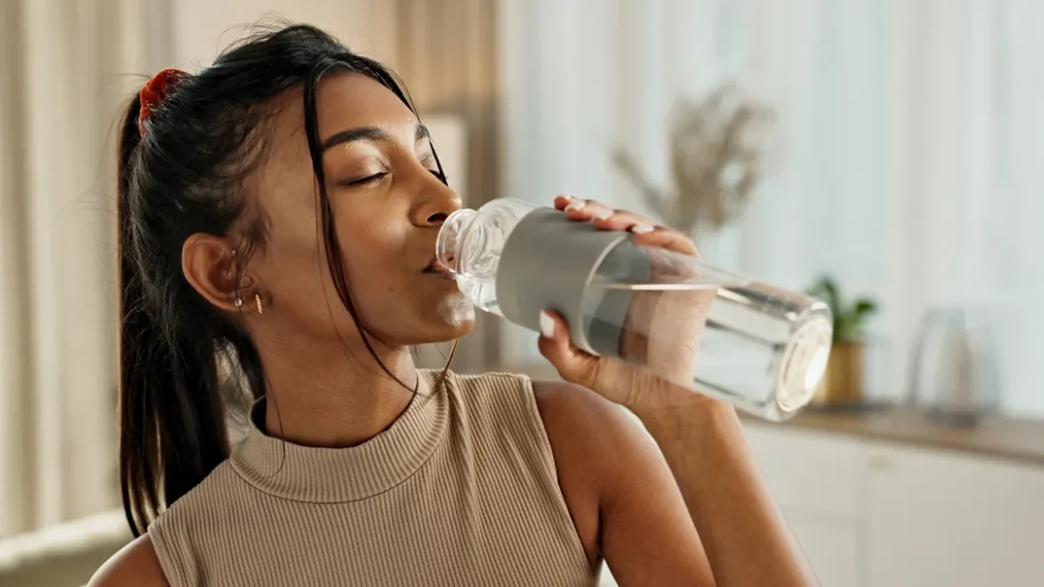 Drinking less water can cause various problems in the body, find out what new research has revealed