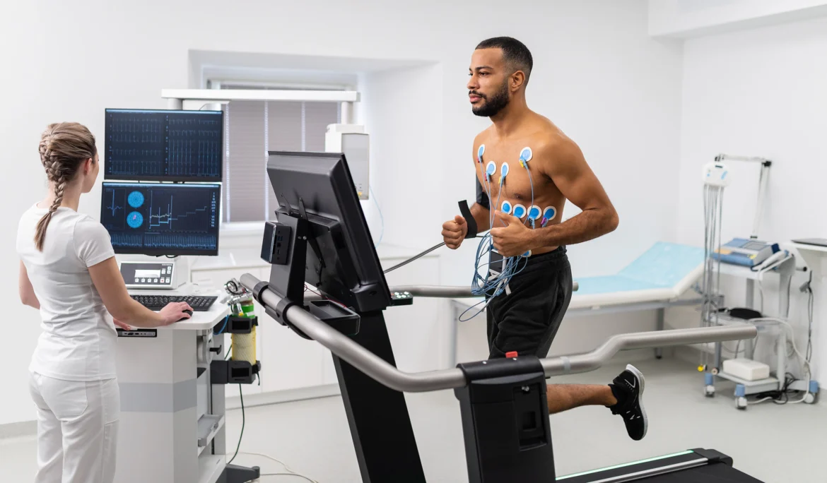 Find out from experts whether heart patients should exercise at all times.