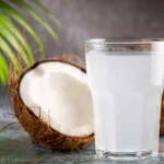 ৭ দিন খালি পেটে নারকেল জল পান করার আশ্চর্যজনক উপকারিতা আছে, জেনে নিন