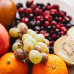 শীতকালে এই ৫টি উষ্ণ ফল খান, যা আপনার শরীরকে প্রচুর পুষ্টি সরবরাহ করে।