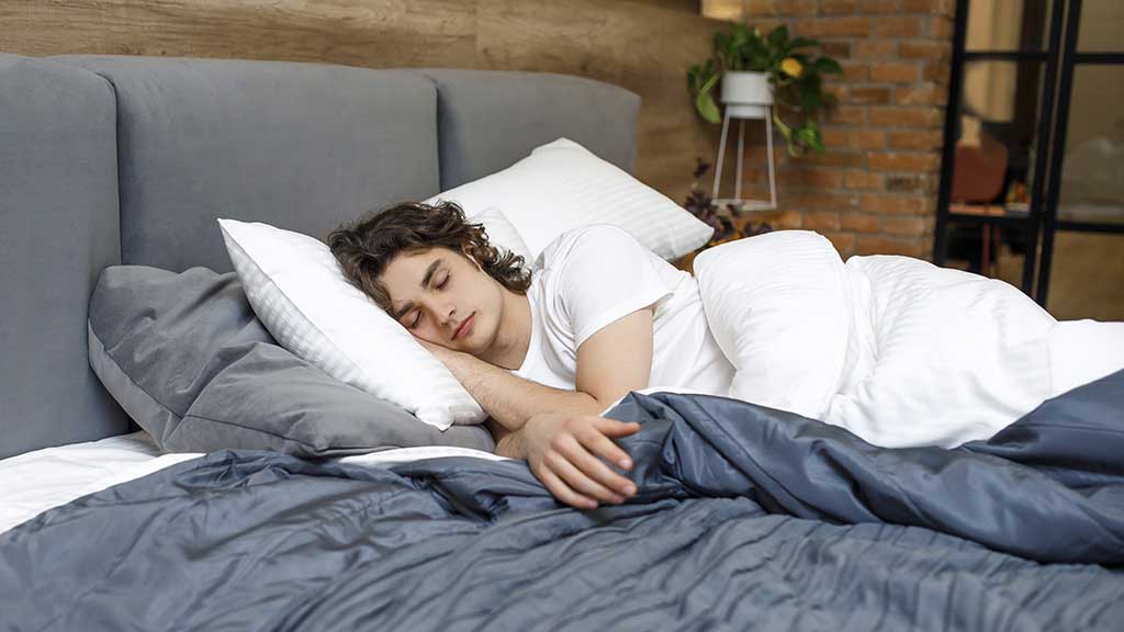 Does Lack of Sleep Affect Cholesterol, Explains Cardiologist