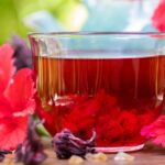 এই ভেষজ পানীয় শীতকালে হৃদপিণ্ডকে সুস্থ রাখবে, আপনার দৈনন্দিন খাদ্যতালিকায় জবা ফুল চা অন্তর্ভুক্ত করুন।