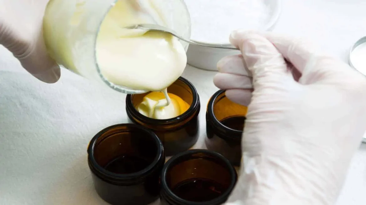 Make a homemade cream with these 5 ingredients to get smooth, buttery skin on your hands