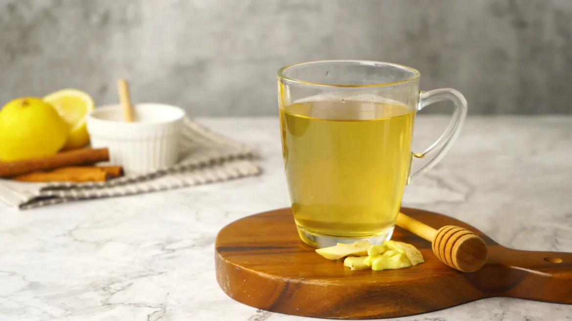 Learn about the five main benefits of drinking warm water mixed with honey.
