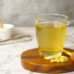 মধু মিশিয়ে গরম জল পান করলে এই ৫টি প্রধান উপকারিতা পাওয়া যায়, আজই জেনে নিন।