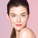 আর যেতে হবে না বিউটি পার্লারে, মহিলাদের উজ্জ্বল ত্বক পেতে এই টিপসগুলি চেষ্টা করুন