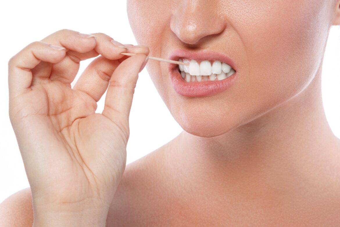Know when toothpick use habit leads to serious problems