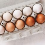 বাদামী ডিম কি আসলেই সাদা ডিমের চেয়ে বেশি শক্তিশালী? পার্থক্য কি? জানুন