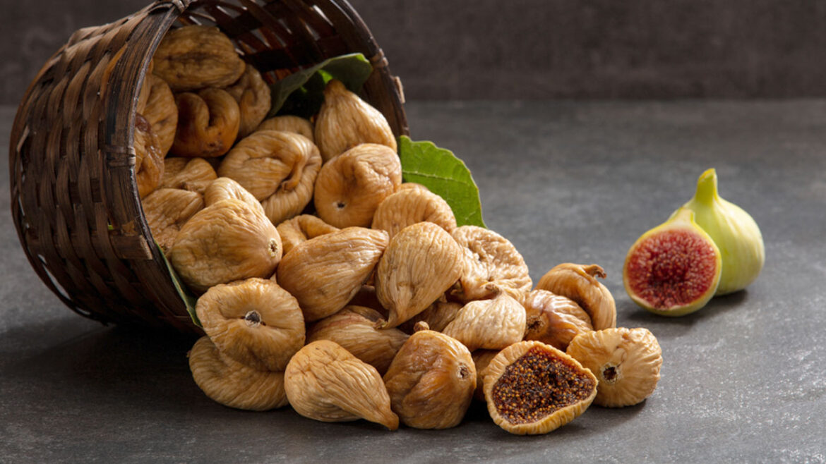 Learn why eating figs is important during winter; discover the secret.