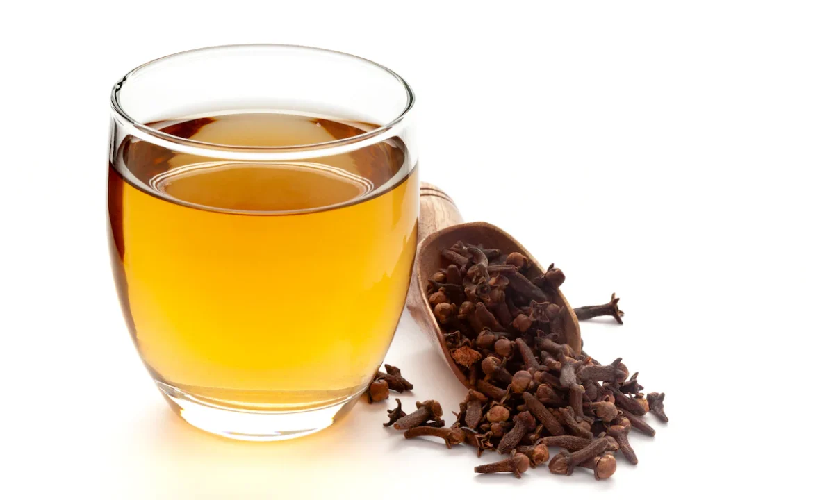 Drink clove water for 10 days; your stomach will stay clean and your face will glow.
