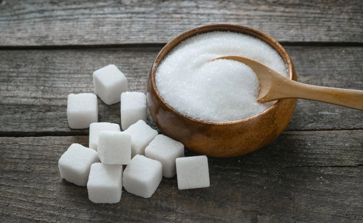 A Harvard doctor revealed what happens to your liver if you stop eating sugar for 14 days.