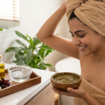 চুল পড়া রোধ করতে এবং পাকা চুল থেকে মুক্তি পেতে বাড়িতেই করুন হেয়ার স্পা, জেনে নিন পদ্ধতি