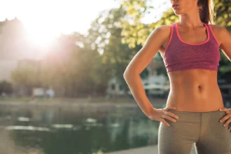 শরীরে চর্বি সবসময় ক্ষতিকর নয়, বয়স অনুযায়ী একজন নারীর শরীরে কতটুকু চর্বি থাকা উচিত, জানুন