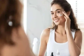 গ্রীষ্মকালীন ত্বকের যত্ন নিতে ৫টি প্রাকৃতিক ভারতীয় উপাদান, ত্বককে রাখুন শীতল ও উজ্জ্বল