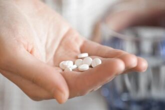 গবেষণাতে দেখা গেছে, ঘন ঘন অ্যান্টিবায়োটিক ব্যবহারে রোগ প্রতিরোধ ক্ষমতা দুর্বল হয়, জানুন