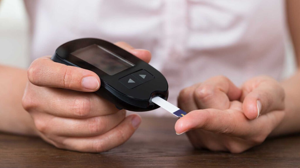 ওষুধ সেবনের পরেও কি আপনার রক্তে শর্করার মাত্রা অনিয়ন্ত্রিত? কেন ‘ইনসুলিন রেজিস্ট্যান্স টেস্ট’ করানো জরুরি?