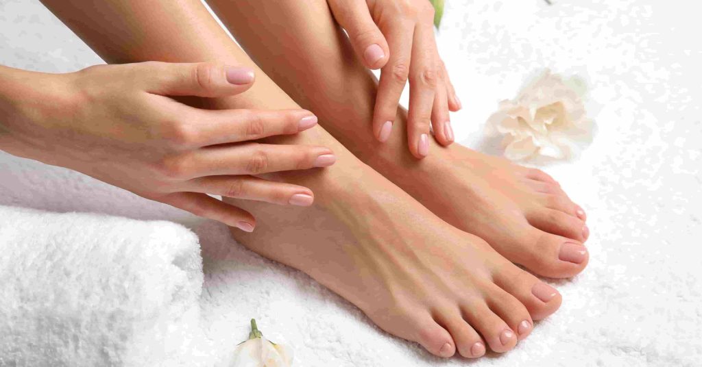 আপনার পায়ের সৌন্দর্য বৃদ্ধি করুন… ঘরে বসেই করুন পার্লারের মতো পেডিকিউর—এখানে রইল ধাপে ধাপে নির্দেশিকা