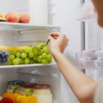 ফ্রিজে জিনিস রাখা নিয়ে কিছু ভুল যা আমারা প্রায়ই করে থাকি, যা আপনাকে অসুস্থ করে তুলতে পারে, জানুন