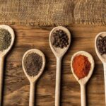 আপনার রান্নাঘরের এই ৫টি শীতলকারী মশলা শরীরকে রাখবে ঠান্ডা: জেনে নিন ব্যবহারের সঠিক নিয়ম