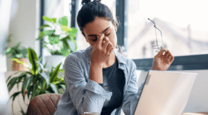 আপনিও কি ক্রমাগত ক্লান্তিতে ভুগছেন? জেনে নিন কখন এটি কোনো রোগের লক্ষণ হতে পারে