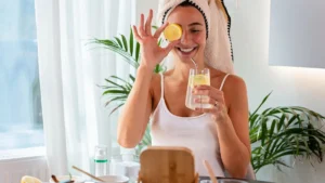 ৪০-এর পরেও মুখের উজ্জ্বলতা অটুট রাখুন: আপনার খাদ্যতালিকায় যোগ করুন এই কোলাজেন-বর্ধক খাবারগুলো